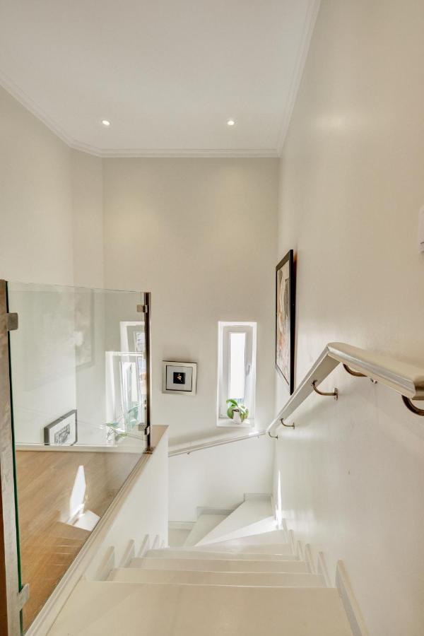 Comfortable Town House In Quiet Area By Lovelystay Lizbona Zewnętrze zdjęcie